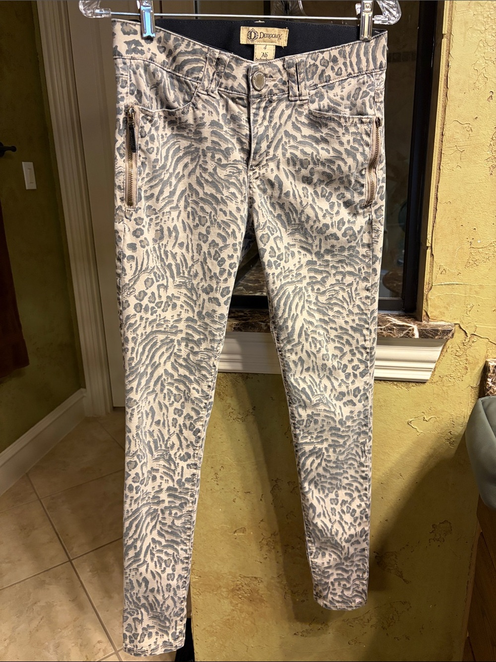 Democracy Women's Skinny Jeans in Light Brown Animal Print